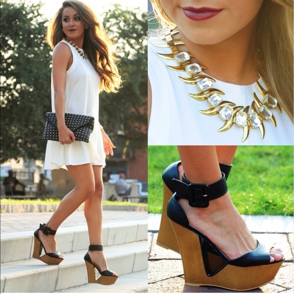 Sexy Bamboo black wedge heels! Never worn! - Picture 1 of 3